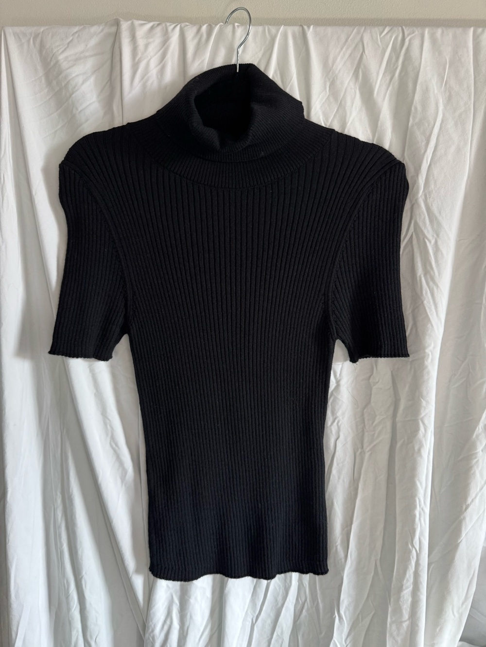 Sézane Black Ribbed Merino Wool Cotton Short Sleeve Turtleneck Sweater L
